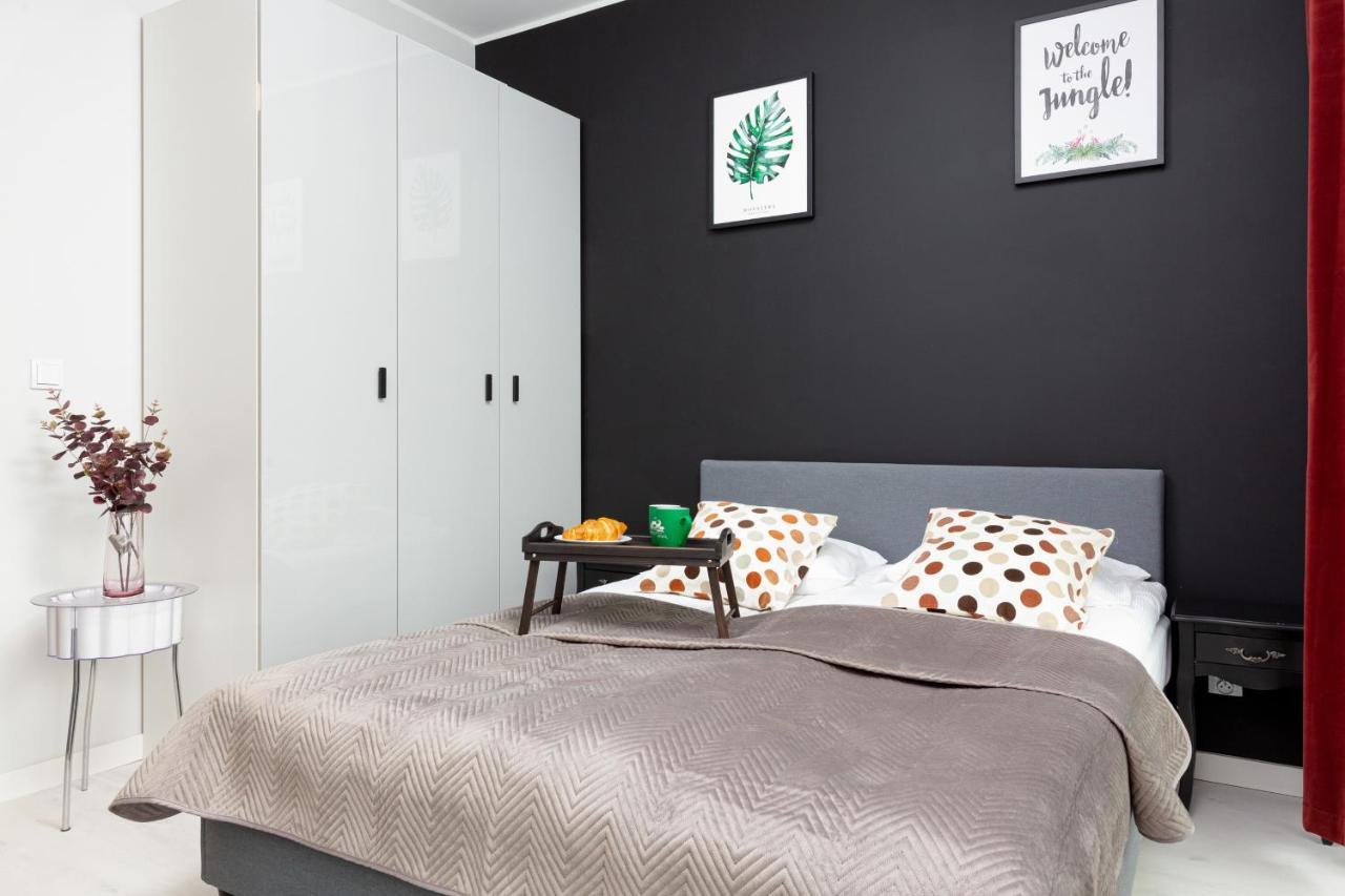 Business Center Apartments Warsaw Wola By Noclegi Renters Exteriör bild