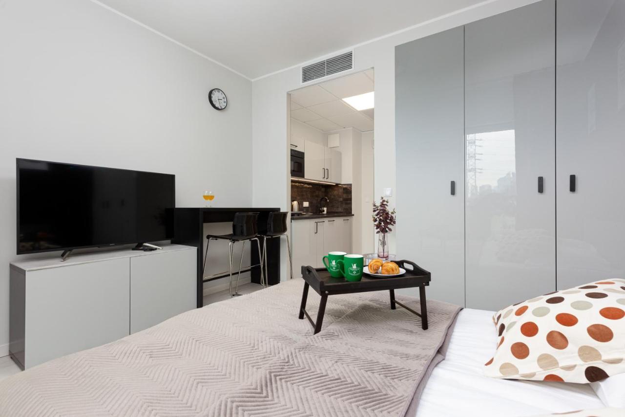 Business Center Apartments Warsaw Wola By Noclegi Renters Exteriör bild
